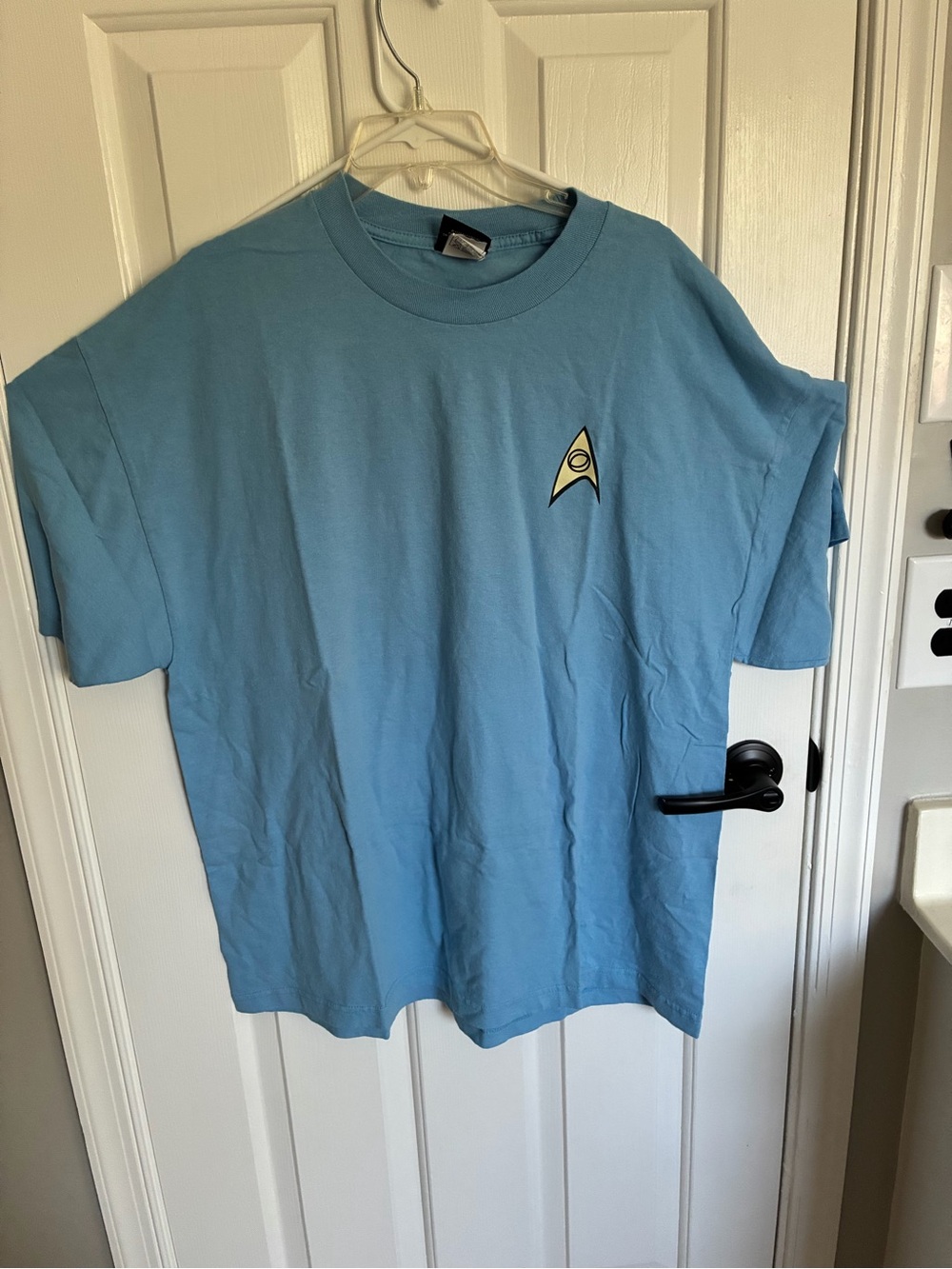 Officially licensed Spock StarTrek Starfleet Uniform Tshirt with logo. 2XL